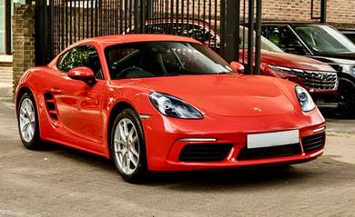 Porsche 718 CAYMAN in Petaling Jaya, SGR