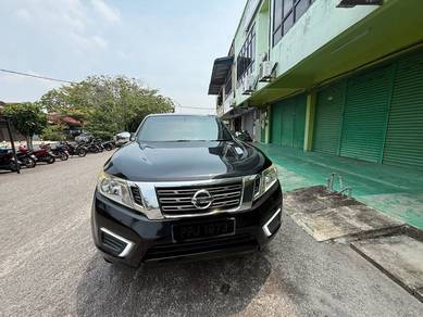 Nissan Navara V (BLACK SERIES)  in Lunas, KDH