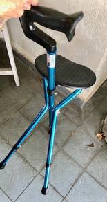 Adjustable Tripod Metal Cane / Seat