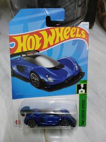 Hotwheels Blue Czinger 21C