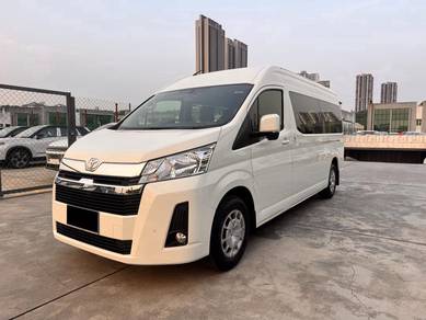 Toyota Hiace SLWB WINDOW VAN in Cheras, KUL