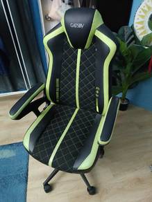 gaming chair