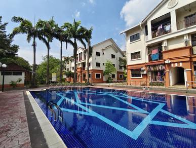 Apartment For Sale in Villa Danau