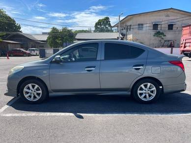 Nissan Almera E in Pengkalan Chepa, KTN