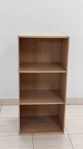 3 tier wooden bookshelf 