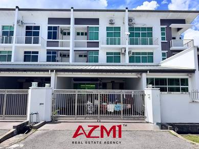 2.5-storey Terraced House For Sale in Miri,SWK