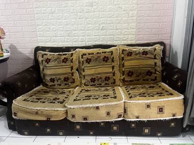 sofa 3+2 seater for sell