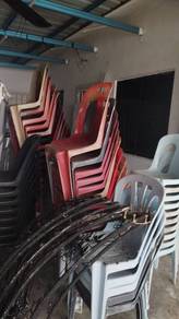 2ND Hand Plastic Chairs