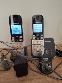 Panasonic Twin Display DECT Cordless Phone