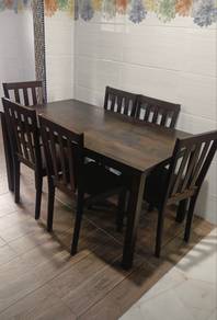 Dinning Table