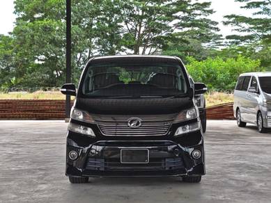 Toyota Vellfire Z in Johor Bahru, JHR