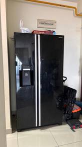 Dijual Segera – Sharp Side-by-side Refrigerator