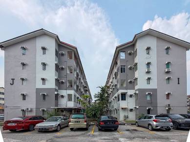 Condominium For Sale in Subang Perdana Goodyear Court 1