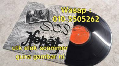 Nobat / S.O.S Vinyl Record Polydor Piring Hitam