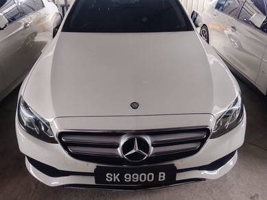 Mercedes Benz E200 200 AVANTGARDE (CKD) in Desa Petaling, KUL
