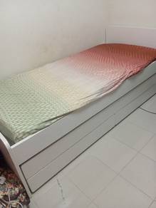 Used Frame Katil single (2 beds) 