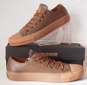kasut cnvers