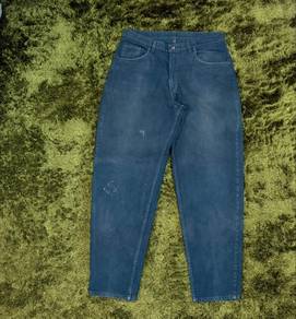 Levi’s 560 USA sz 38.