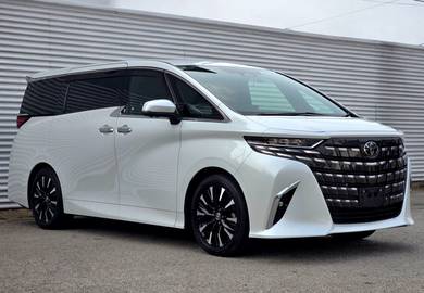 Toyota Alphard Z in Perai, PNG