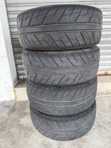 Tayar semi slick 15 inch ada 3 set