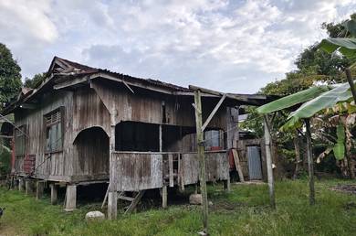Kayu Rumah Lama