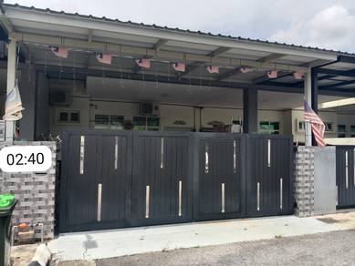 1-storey Terraced House For Sale in Lunas,KDH
