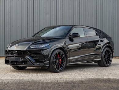 Lamborghini Urus in Bangsar, KUL