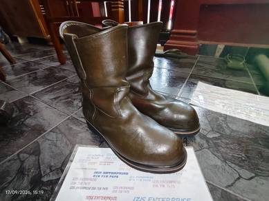 Red Wing PECOS 8241 Custom Vibram Sole 10UK
