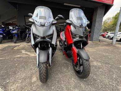 Yamaha XMAX