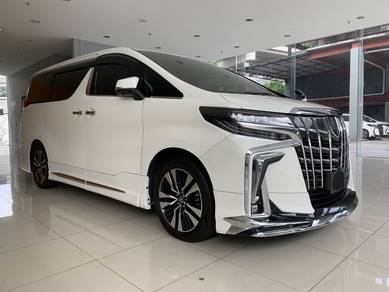 Toyota Alphard SC in Damansara, KUL