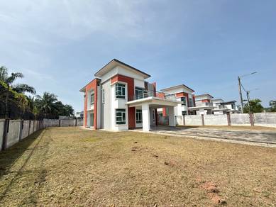 Bungalow House For Sale in Paya Rumput,MLK