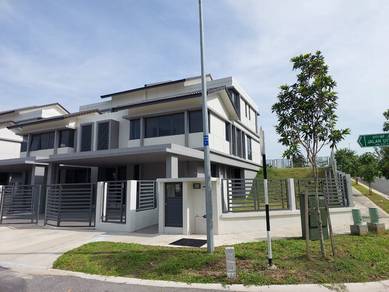 Semi-Detached House For Sale in Sungai Buloh,SGR
