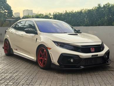 Honda Civic Type R TYPE R in Kuchai Lama, KUL