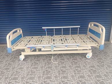 Electric hospital bed ultra-low 15.5 inch to 29.5