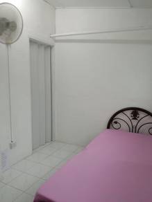Room in Petaling Jaya, SGR