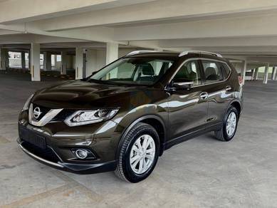 Nissan X-Trail in Tampoi, JHR