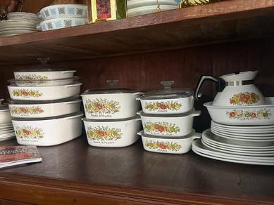 Pyrex England Corningware