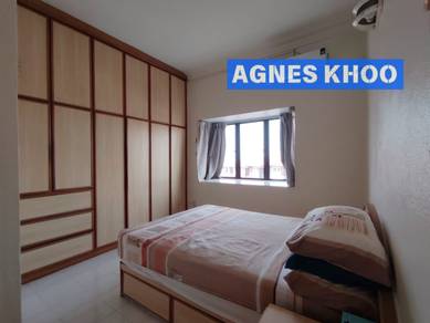 Condominium For Sale in Indah Bay