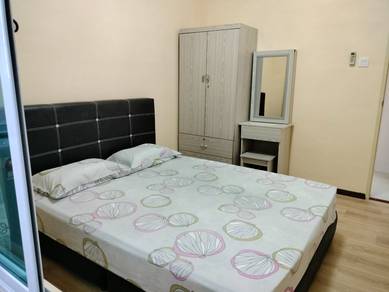 Queen Divan Bedframe + 8 Inches Mattress For Sale