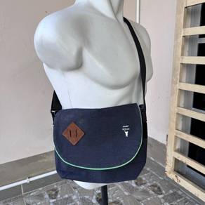 Anello shoulder bag