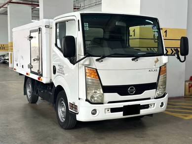 2019 Nissan Atlas 3.0 Refrigerator Lorry Manual