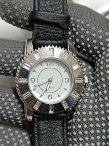 Original Women Watch AVON