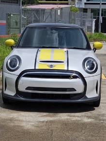 Mini Cooper SE in Puchong, SGR