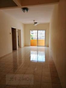 Condominium For Sale in Vista Indah Putra