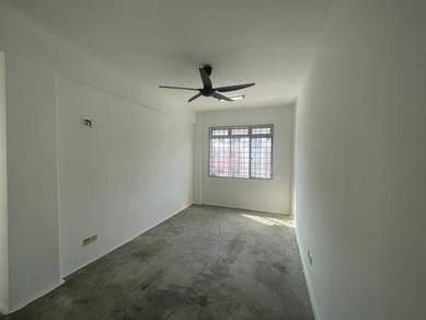Apartment For Rent in Megah Villa Apartments