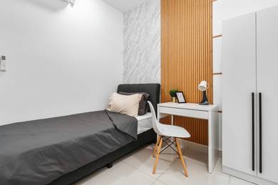 Room in Sentul, KUL