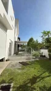 Semi-Detached House For Sale in Setia Eco Park,SGR