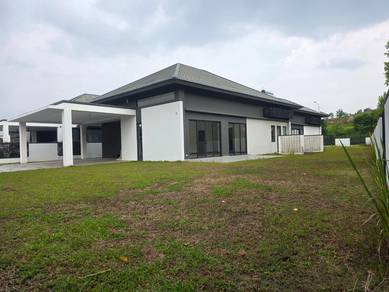 Bungalow House For Sale in Sungai Buloh,SGR