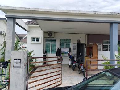 1-storey Terraced House For Sale in Lunas,KDH