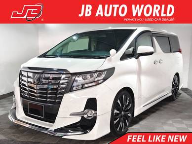 Toyota Alphard in Sitiawan, PRK